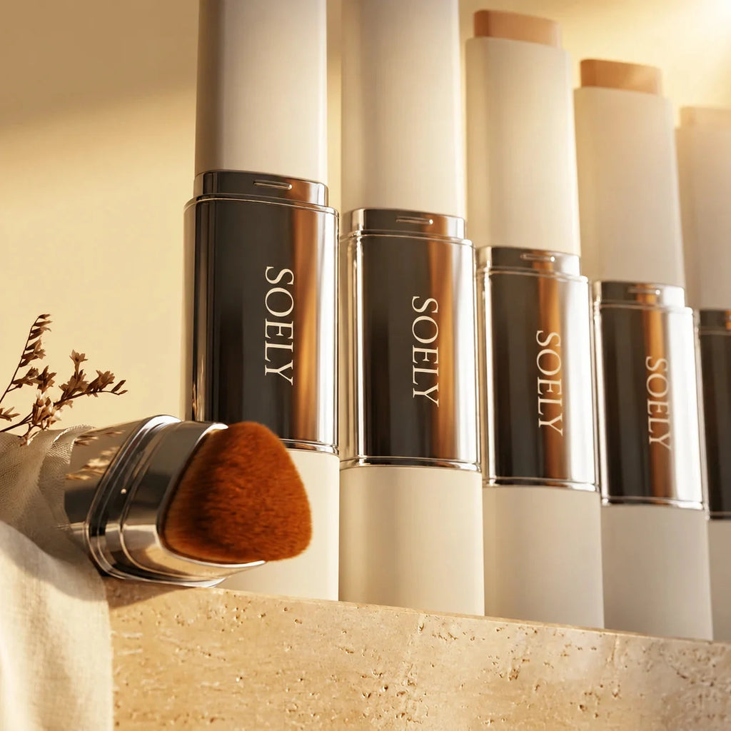 SOELY Colour-Changing Foundation Stick
